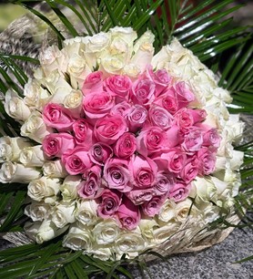 101 Pembe ve Beyaz Gül Buketi