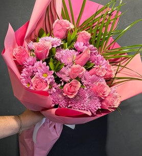 embe gül buketi, pembe krizantem tasarımı, pembe aranjman