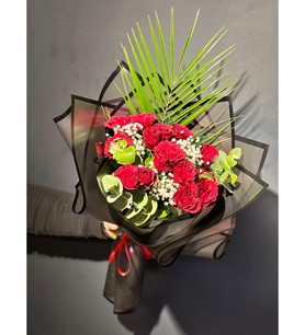 15 kırmızı gül, kırmızı gül buketi, romantik çiçek