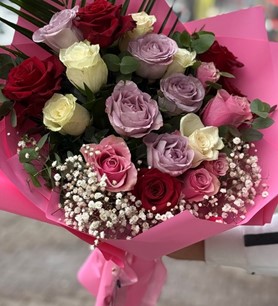 renkli gül buketi, ithal gül, özel gün çiçeği