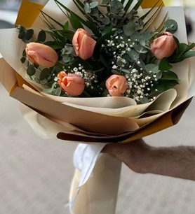 5 dal somon lale, minimal lale buketi, somon lale fiyatı