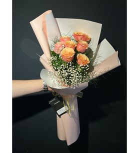 7 İthal Turuncu Gül Buketi