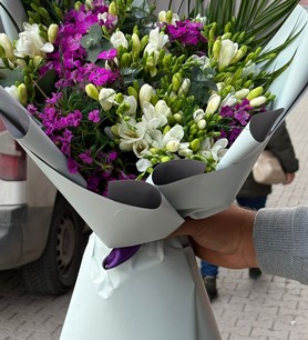 Beyaz frezya buketi, Hüsnü Yusuf çiçeği, 40 dal buket, kokul