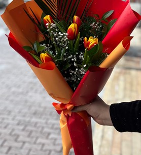 turuncu lale buketi, ithal lale çiçeği, özel gün buketi