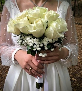 Beyaz Gül Gelin Çiçeği