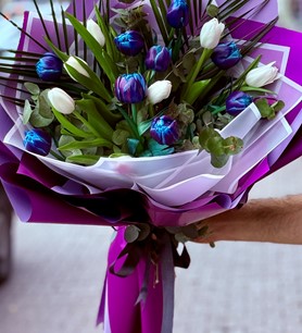 beyaz lale buketi, ithal lale, lale aranjmanı