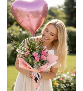 ithal pembe gül, kalp balonlu buket, romantik hediye