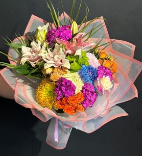 İthal Renkli Çiçek Buketi