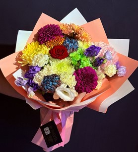 İthal Renkli Çiçek Buketi