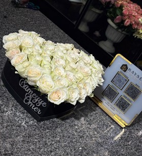 Kalp Kutu 51 Beyaz Gül