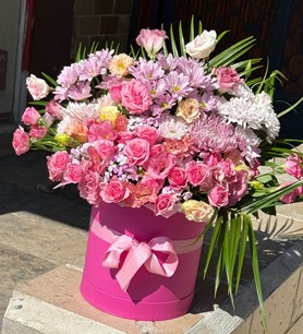 Kutuda İthal Çiçek Aranjmanı