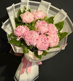 Pembe Şakayık Buketi