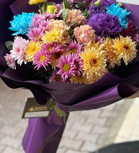 renkli çiçek buketi, papatya gerbera, lisyantus buketi